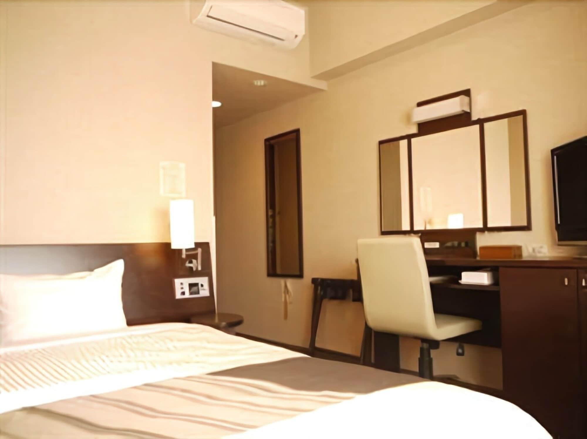 Hotel Route-Inn Shin Gotemba Inter -Kokudo 246 Gou- Exterior photo